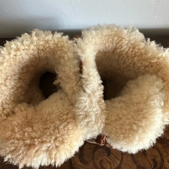 UGG Tan Shearling Boots with Bows - Picture 3 of 9